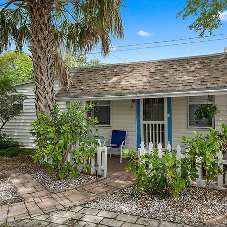 סיינט פיטרסברג Little Pineapple Cottage מראה חיצוני תמונה